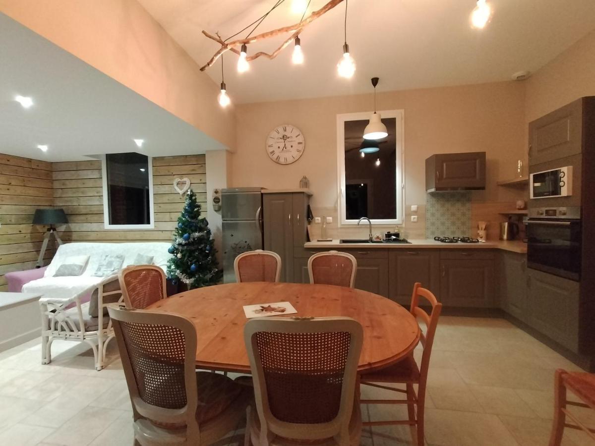Les Du Chateau De Maltot Holiday home